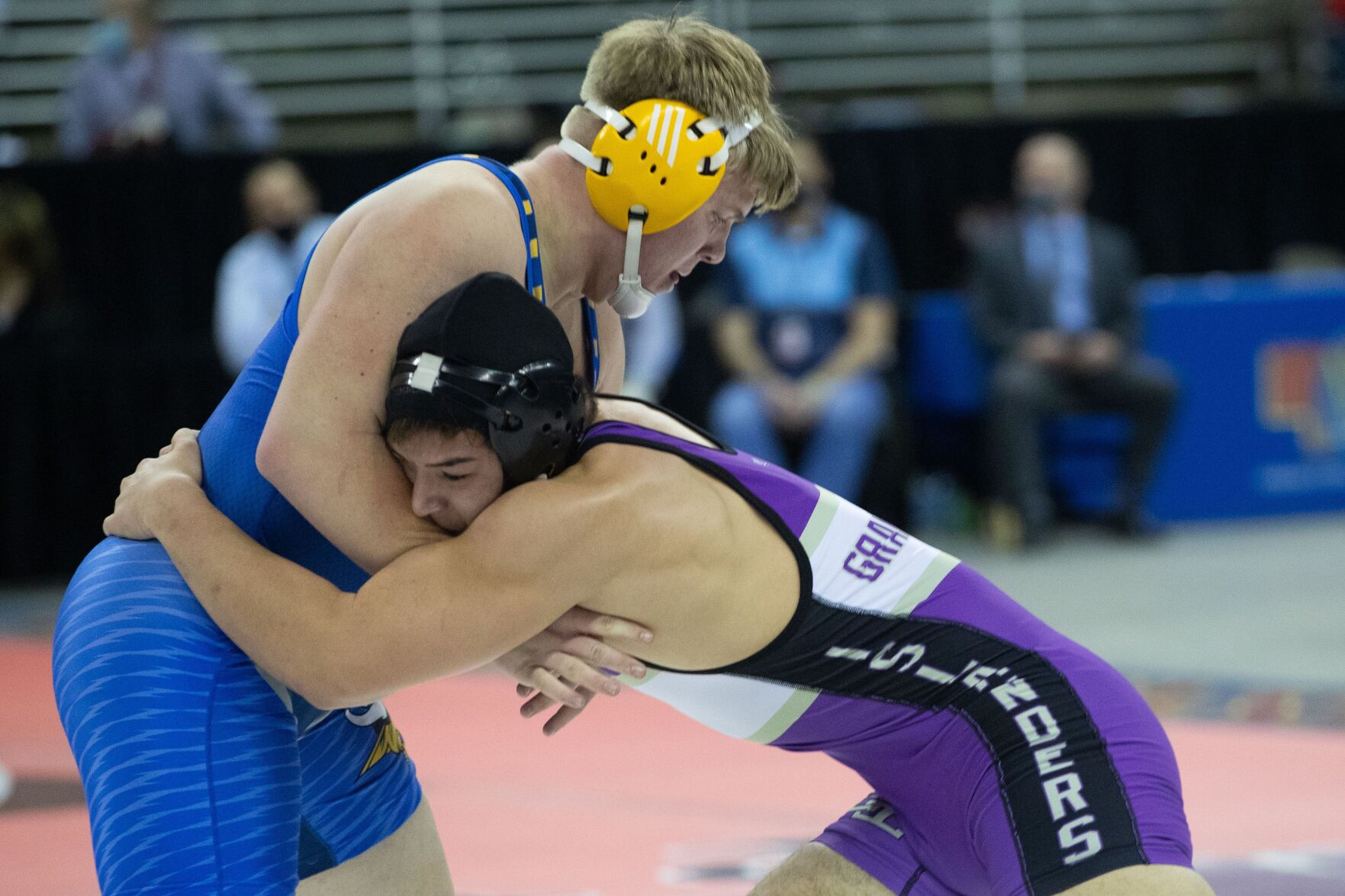 021921-owh-spo-statewrestling-LS18